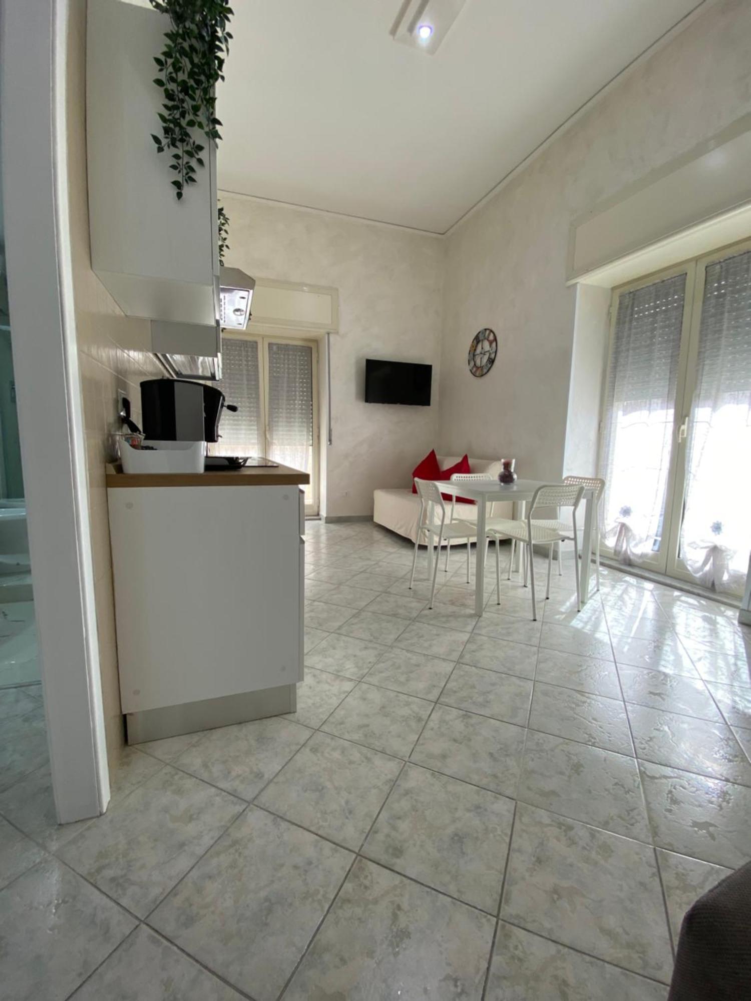 Ellebi Home نابولي المظهر الخارجي الصورة