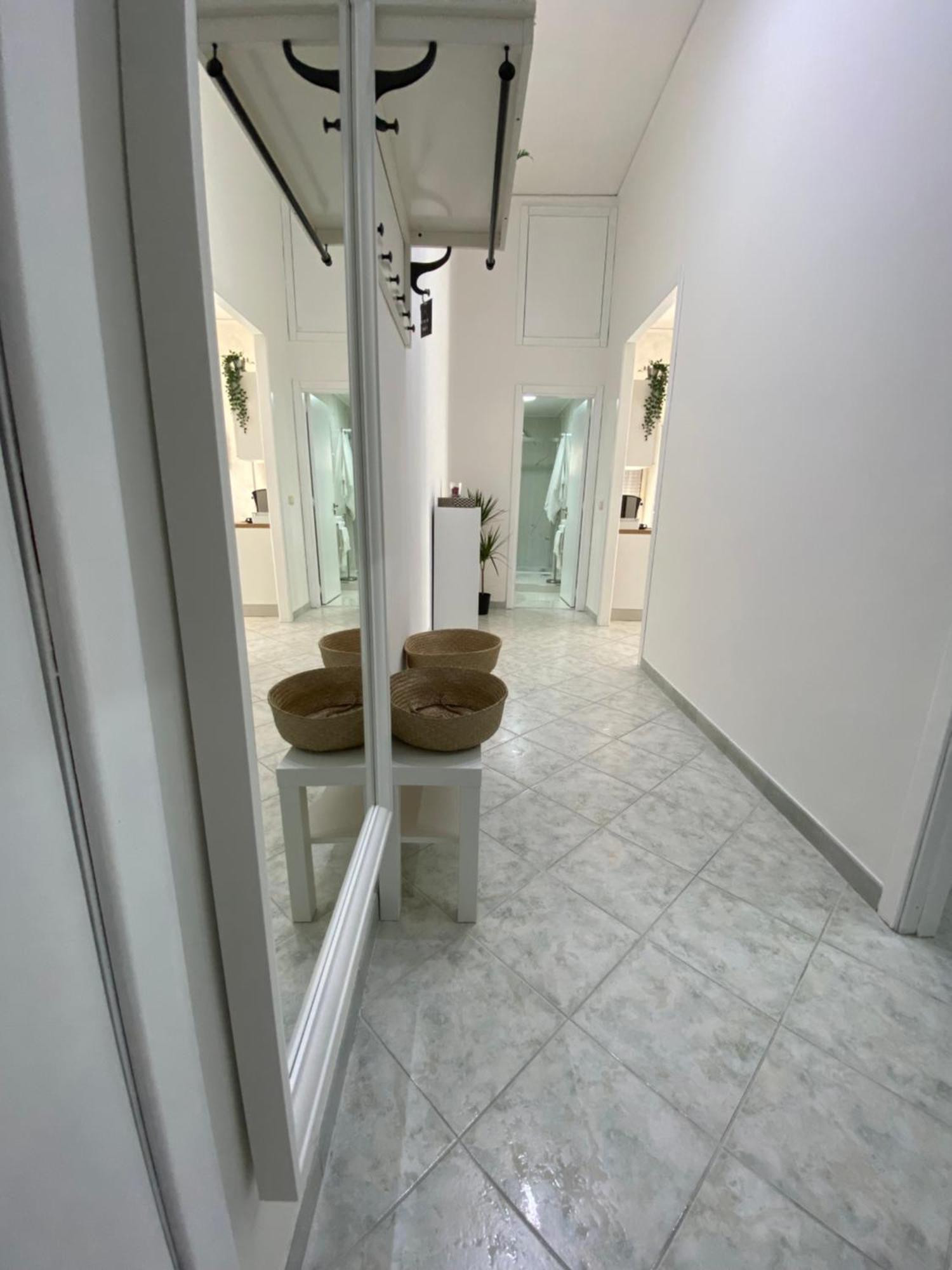 Ellebi Home نابولي المظهر الخارجي الصورة