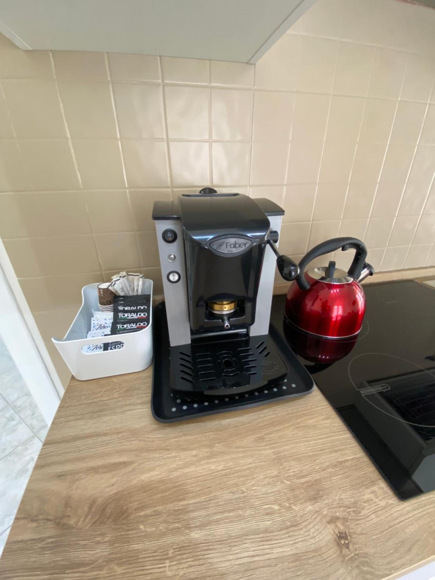 Ellebi Home نابولي المظهر الخارجي الصورة